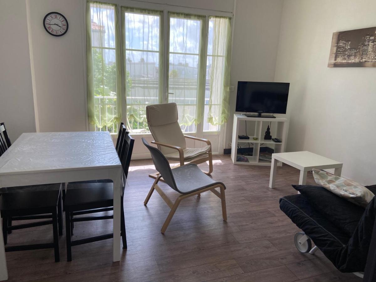 Appartement Des Tilleuls 1 Er Etage Royan Exterior photo